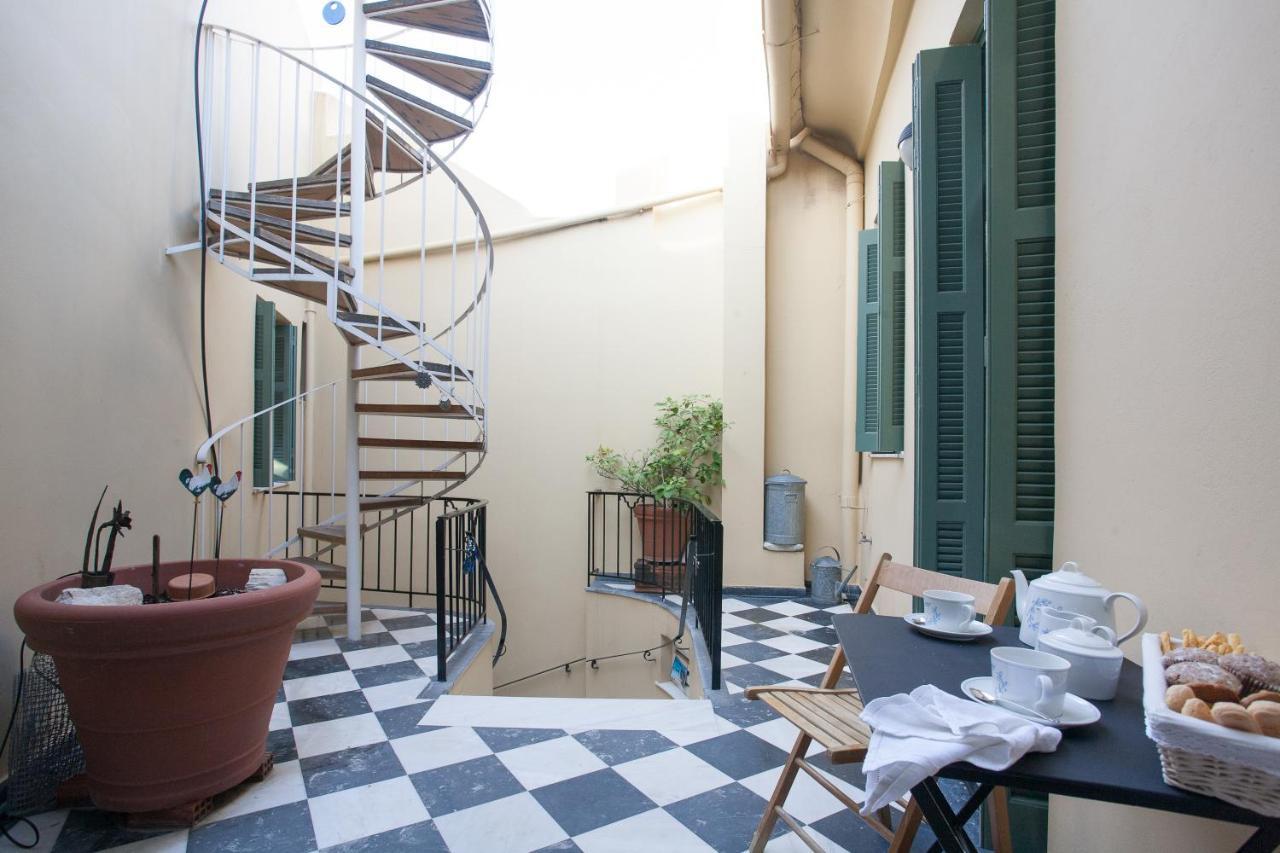 House At The Foothills Of Acropolis Apartment Athens Exterior photo
